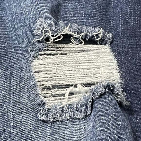 Torrid Feel Fit Skinny Jeans Jegging Women Size 24XS Hole Distressed Moto Biker - Picture 10 of 10